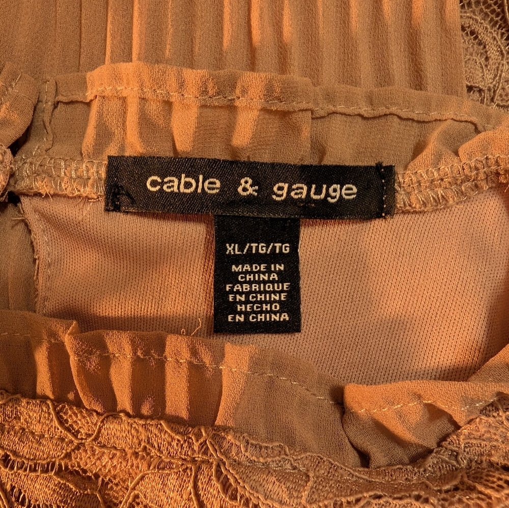 Cable & Gauge Lace Blouse With Keyhole Back Size XL - Picture 6 of 7